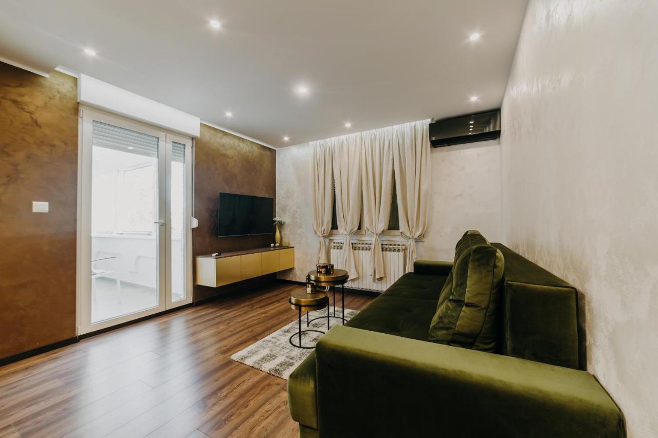 Apartman Stari Toranj Vukovar Eksteriør billede